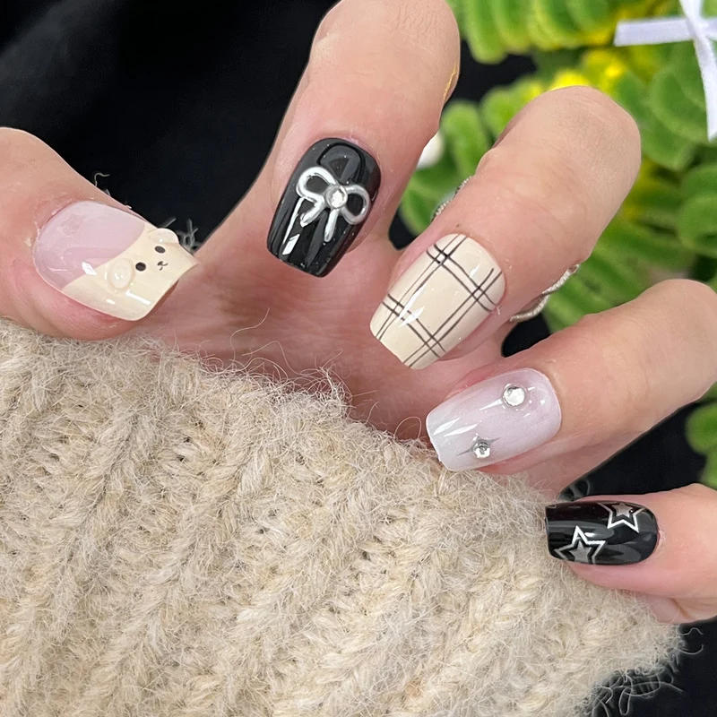 Stylish Nail Art Press-On Set with Glitter and Glossy Finish Stornfield