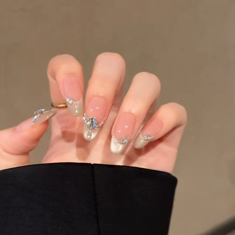 Rhinestone-Embellished Gel Nail Set Stornfield