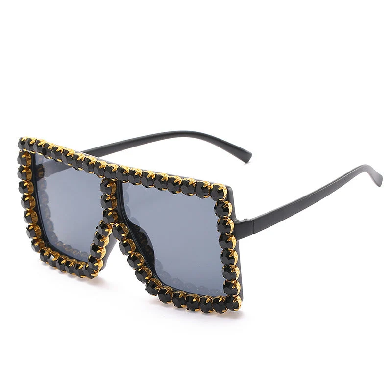 Dame moteriktig solbrille med strassdekorsjon Luvikno