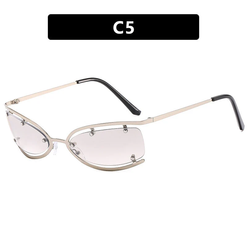 Dame moteriktig solbrille med elegant rammestruktur og trendy linser Luvikno