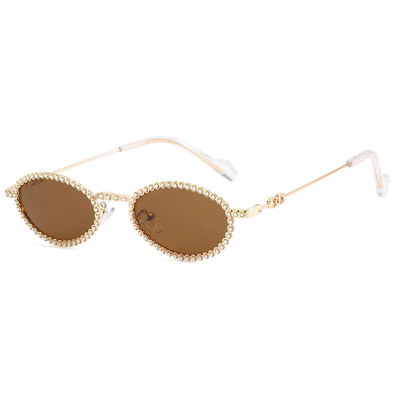 Dame moteriktig solbrille med unik, lekende kant Luvikno