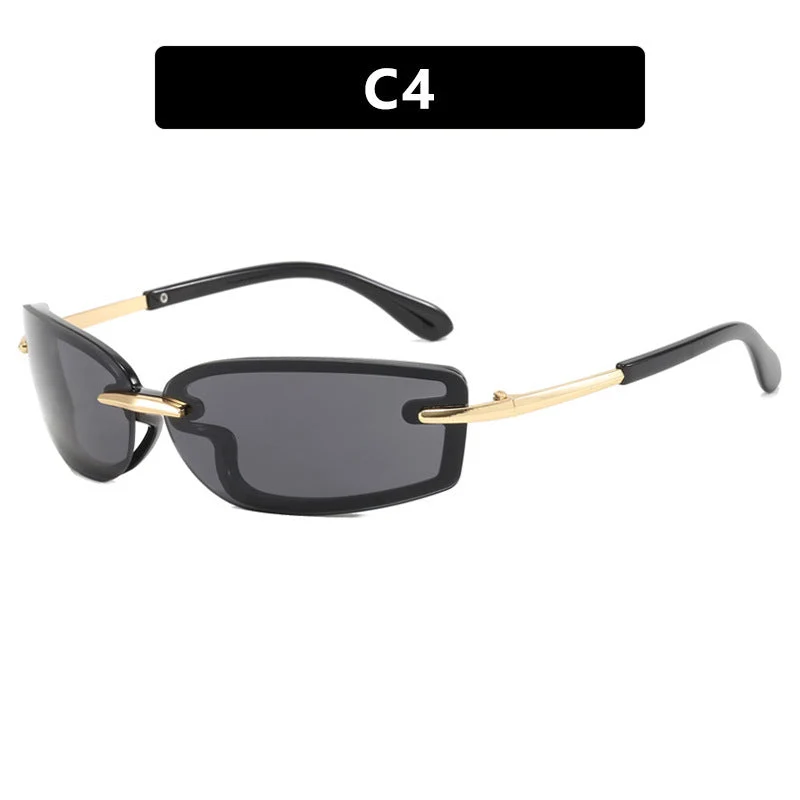 Dame moteriktig solbrille i futuristisk design og gjennomsiktig ramme Luvikno