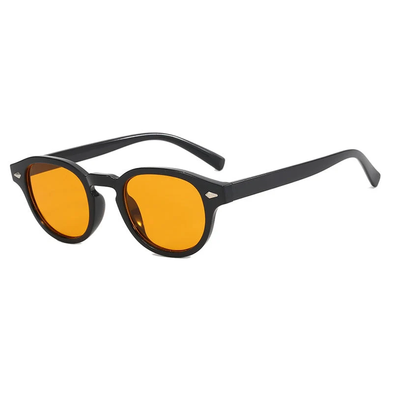 Dame moteriktig solbrille i elegant stil Luvikno