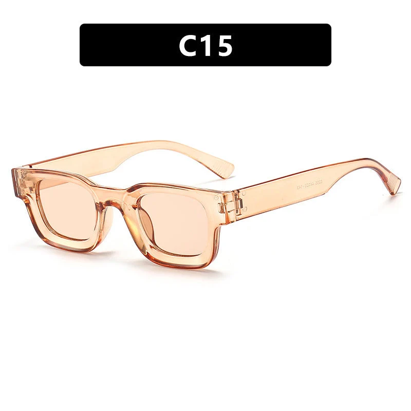 Dame moteriktig solbrille i elegant, kantet design Luvikno