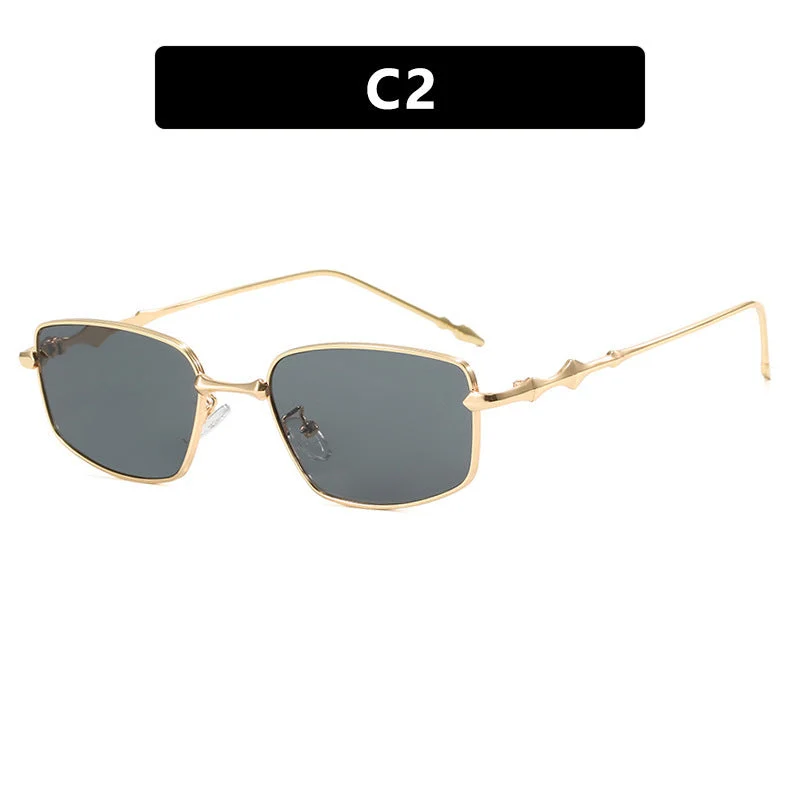 Dame moteriktig kvadratisk solbrille i unikt design Luvikno