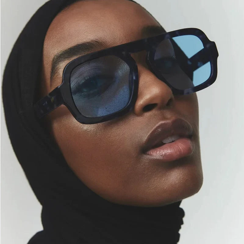 Dame moderne oversized solbriller i kantet design Luvikno