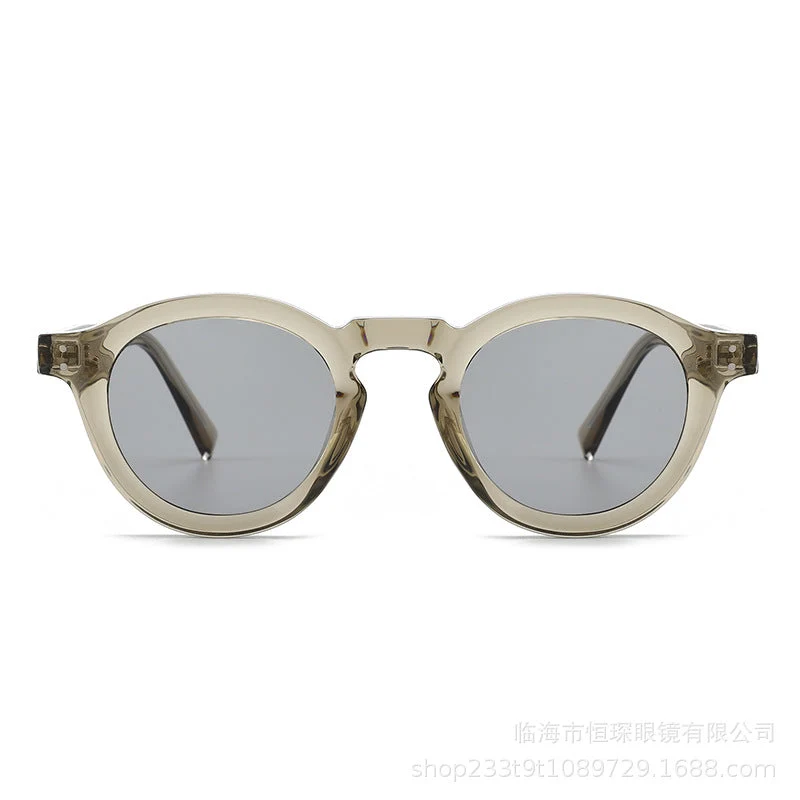 Kvinnenes fashionable solbriller i moderne oval design Luvikno