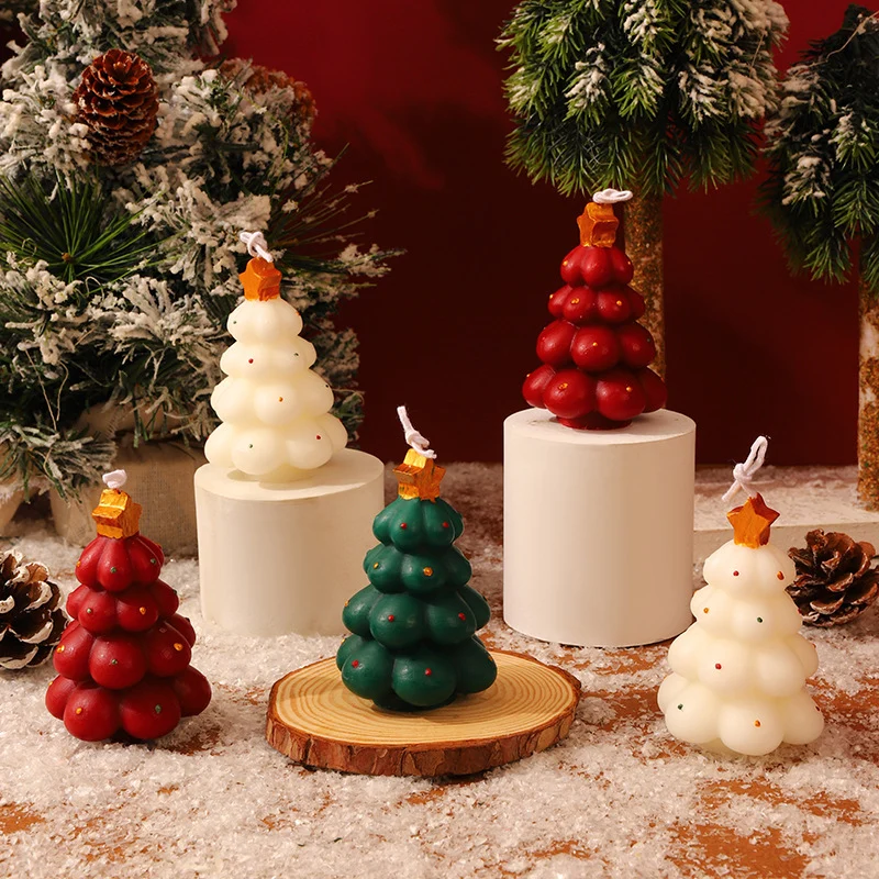 Handgegossene Weihnachtsbaum hängende dekorative Wachskerze mit Stern oben