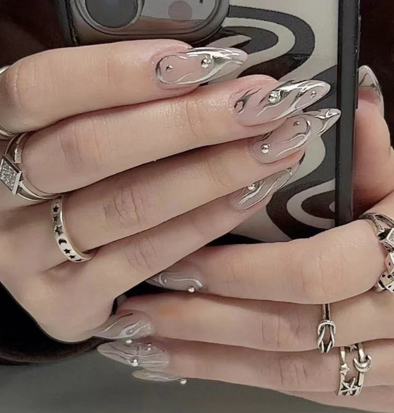 Künstlerische abstrakte Acryl-Nagelverlängerungen Karnz