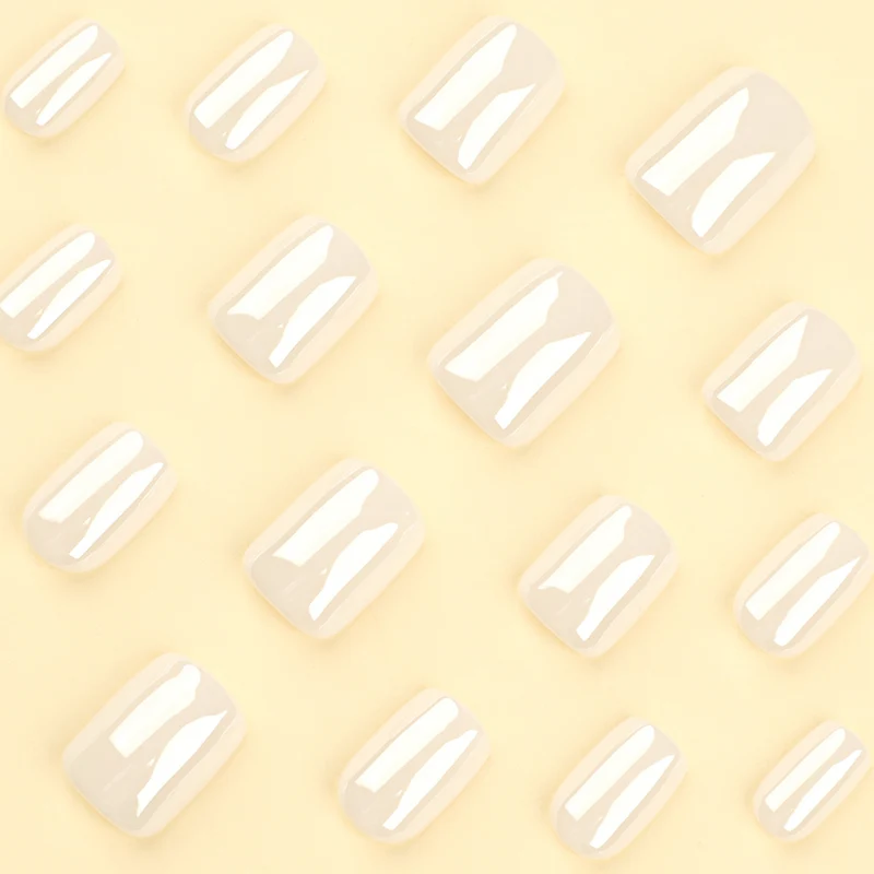 Artistic Nail Art with Glossy Finish Stornfield