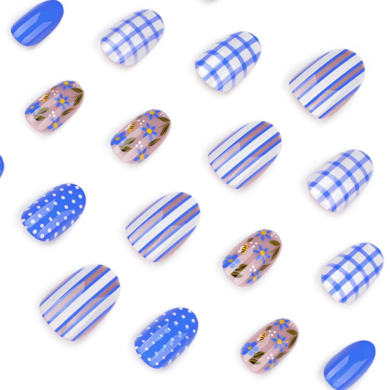Artful Nail Art with Floral and Geometric Designs Stornfield