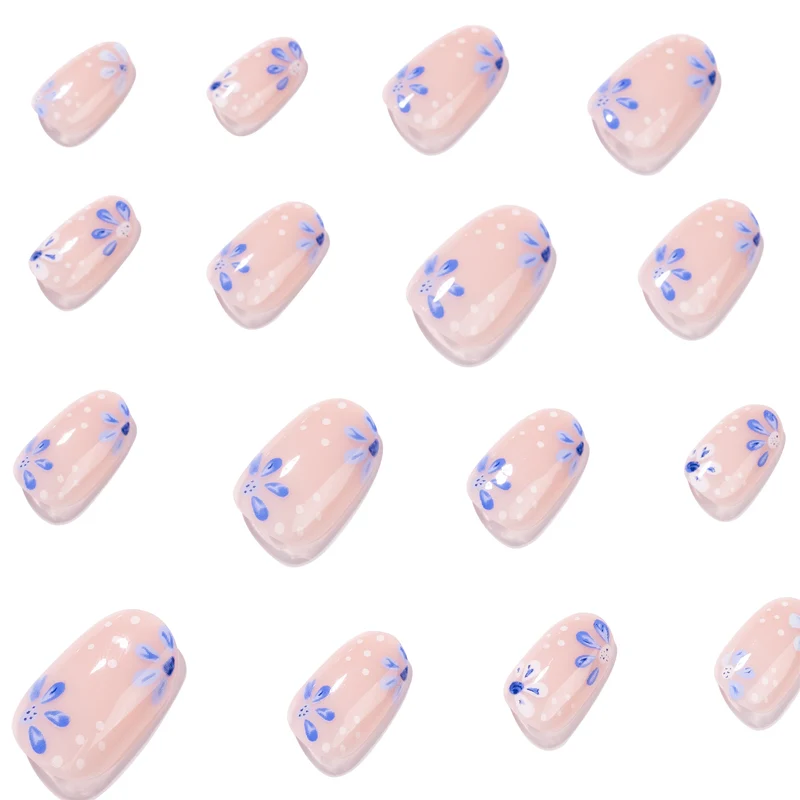 Artful Nail Art with Floral Patterns Stornfield