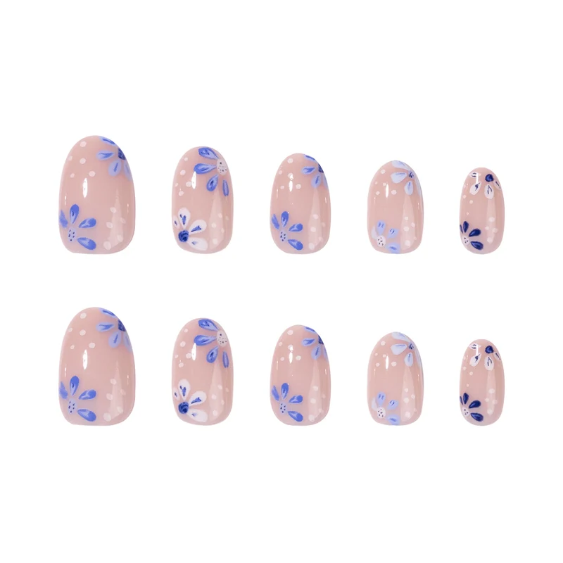 Artful Nail Art with Floral Patterns Stornfield