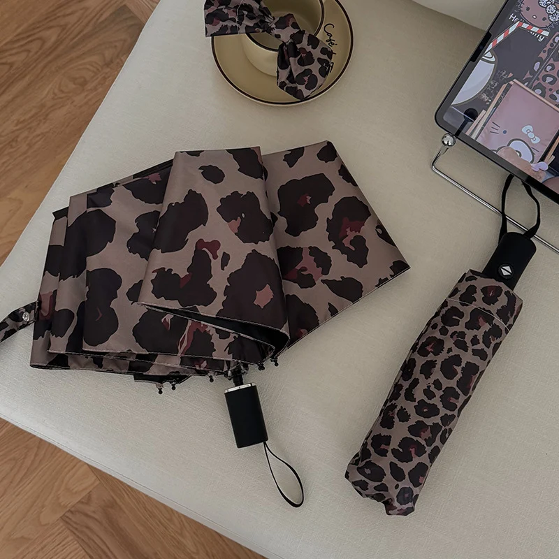 Women's Foldable Umbrella in Modern Leopard Pattern Stornfield