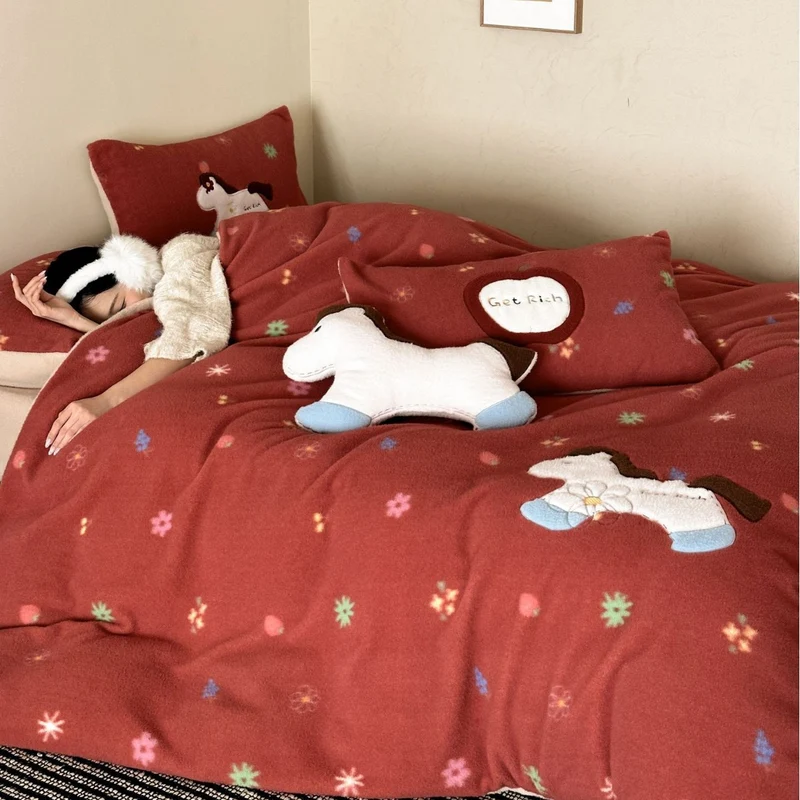 Mikrofaser-Fleece Bettwäscheset mit Applikationen und gesteppter Rückseite Karnz