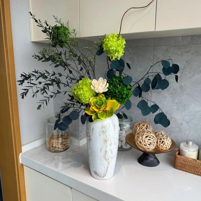 Elegant Decorative Floral Bouquet Arrangement