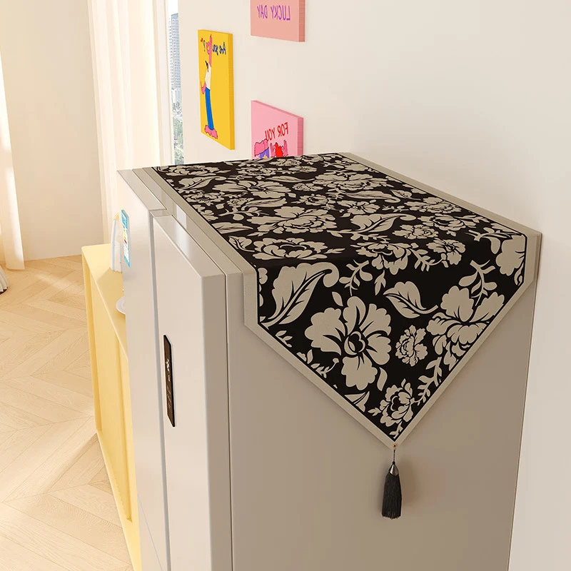 Decorative Floral Jacquard Tassel Cabinet and Table Runner