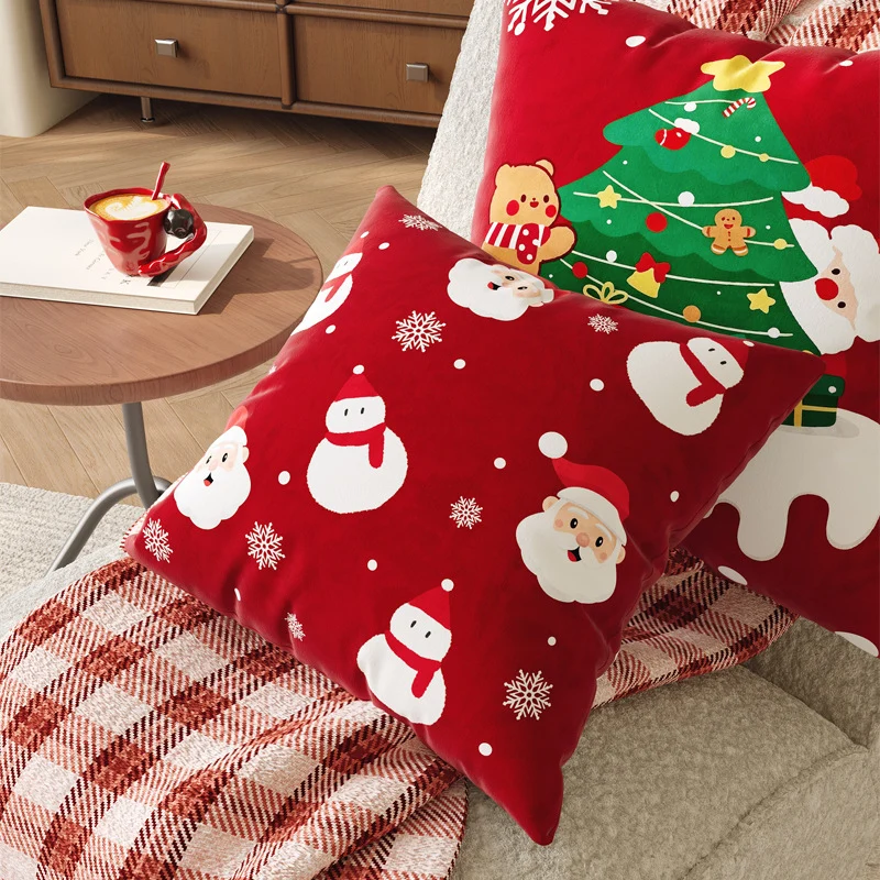 Christmas Velvet Decorative Throw Pillow Cover with Plush Holiday Illustration and Hidden Zipper