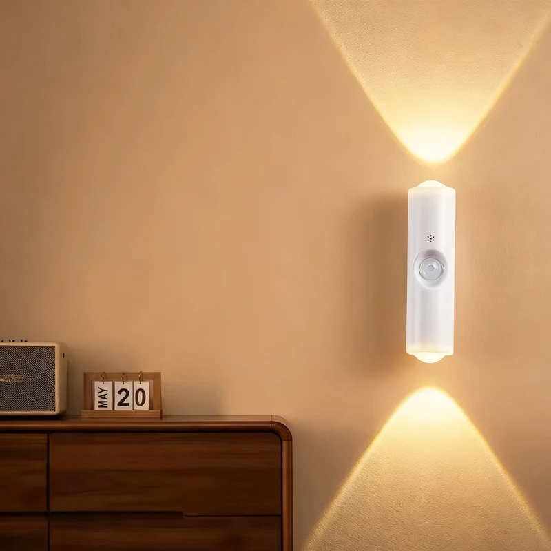 Wandleuchte mit Bewegungsmelder und LED
