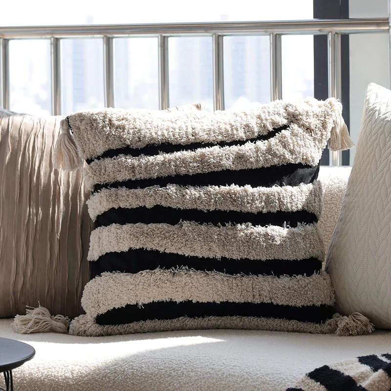 Square quilted cushion cover with cable pattern and cotton blend Stornfield