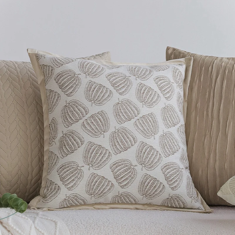 Square quilted pillowcase with cable pattern quilting and soft microfiber surface Stornfield