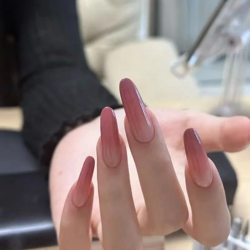 Glamouröse Ombre Acryl Nagelverlängerungen Karnz