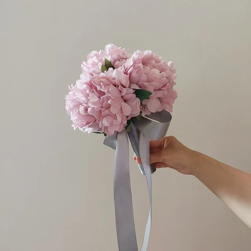 Eleganter Kunstblumen-Hochzeitsstrauß