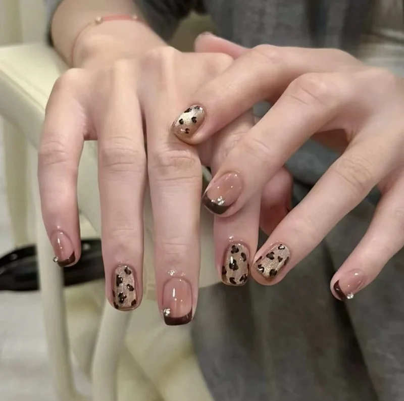 Artistic Cat and Dog Themed Nail Art Extensions Stornfield