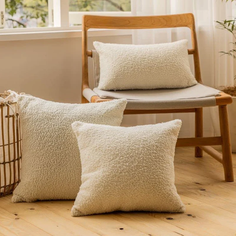 Cuddle cushion with teddy fleece cover and soft polyester filling Stornfield