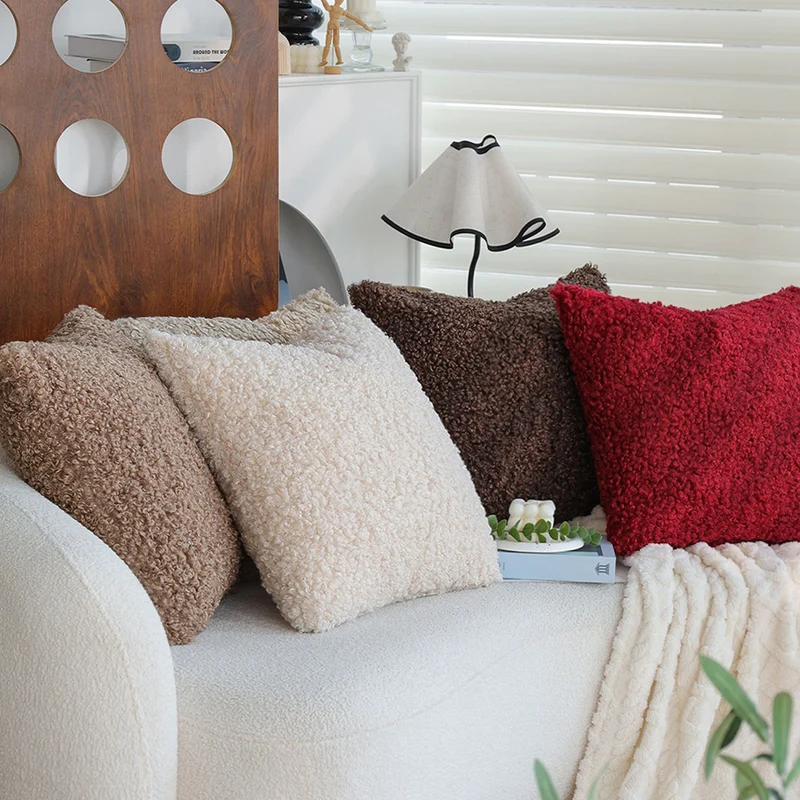 Cuddle cushion in teddy/bouclè look with soft filling Stornfield