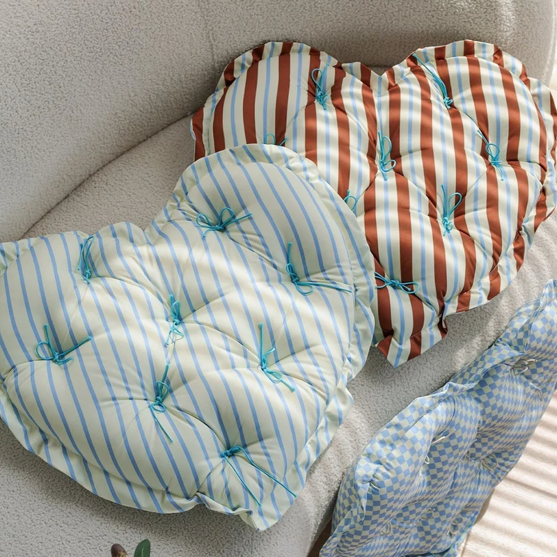 Heart-shaped padded floor cushion Stornfield