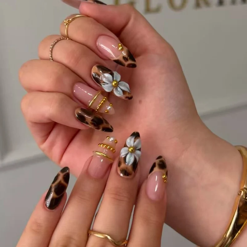 Luxurious Decorative Nail Art Extensions Stornfield