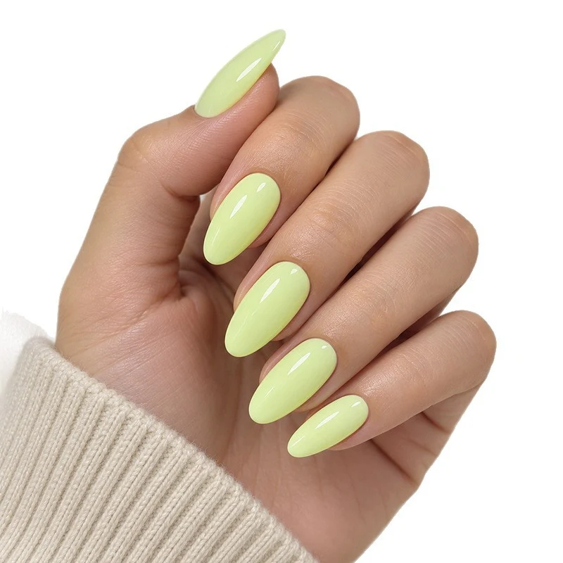 Luxurious Almond-Shaped Press-On Nail Enhancements Stornfield