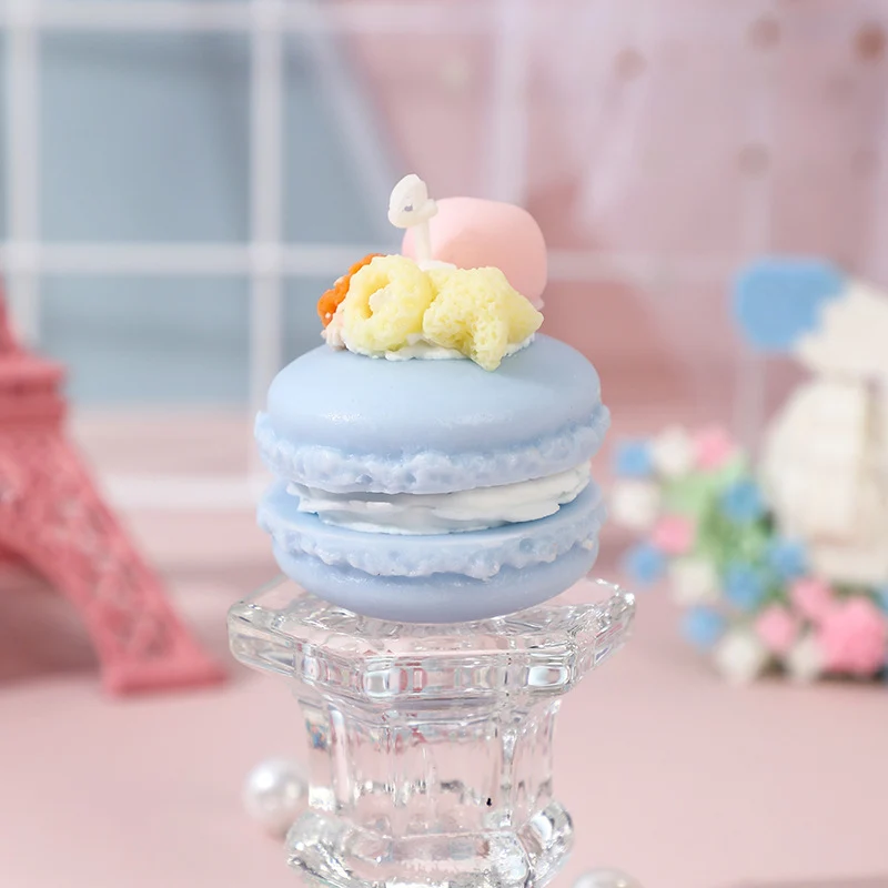 Mini Macaron Skulpturale Duftkerze mit Sahnehaube