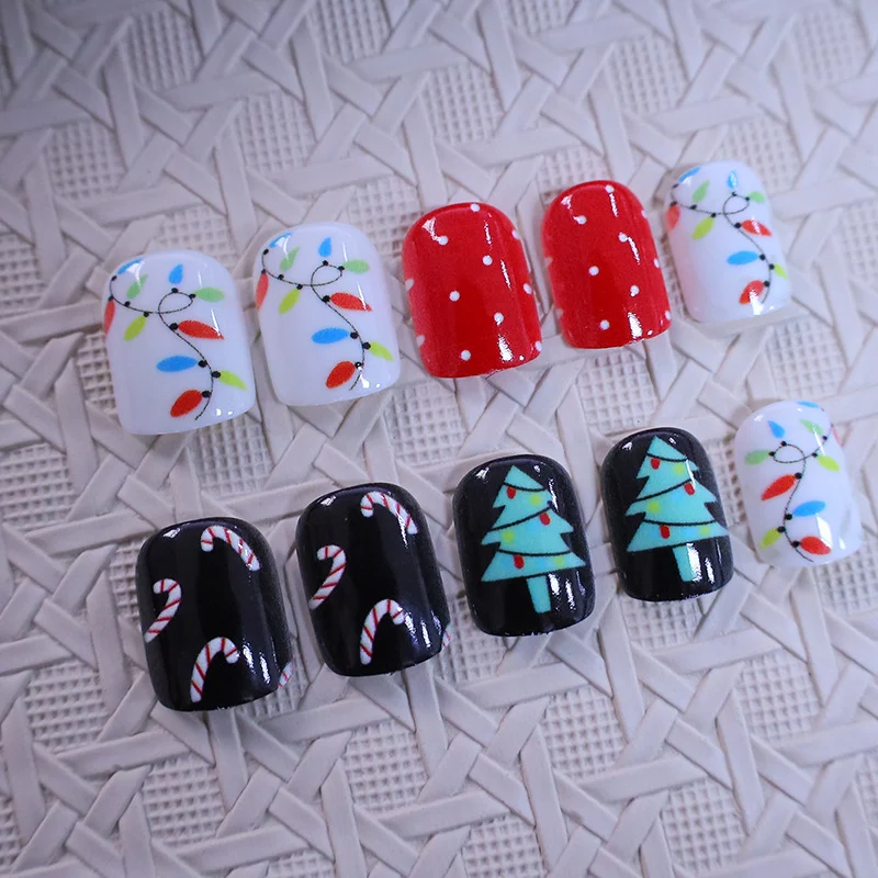 Holiday-Themed Artistic Nail Art Enhancements Stornfield