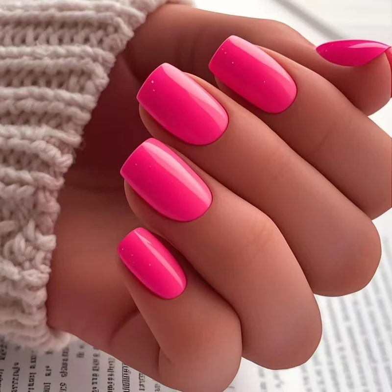 High-Gloss Gel Nail Enhancements Stornfield