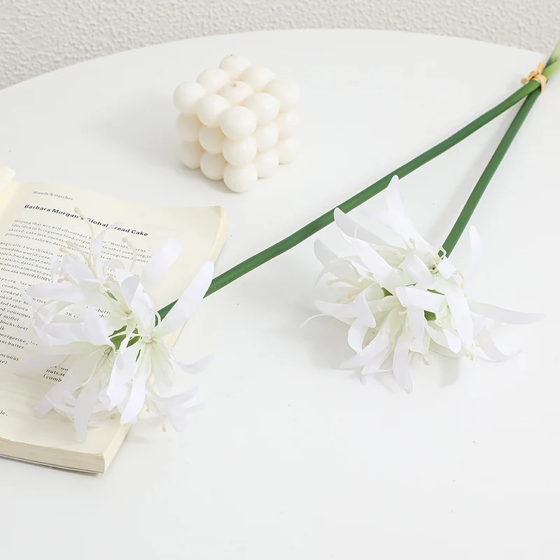 Künstlicher Blütenzweig mit filigranen Blüten Karnz