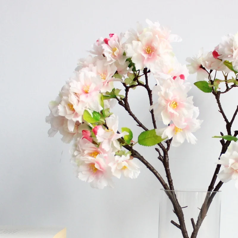 Realistische Dekorative Blumenast