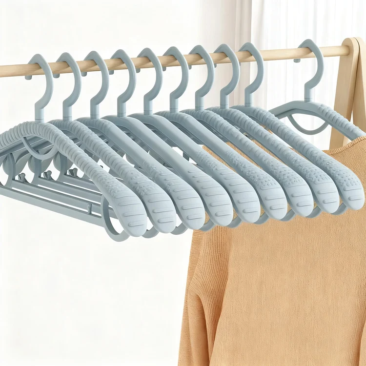 Plastic hanger, non-slip, scratch-free