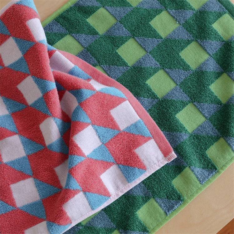 Soft Jacquard Guest Towel with Cherry Pattern Stornfield