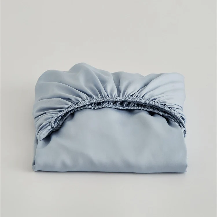 Fitted sheet made of fine cotton satin with extra high skirt and elastic all-around rubber Stornfield