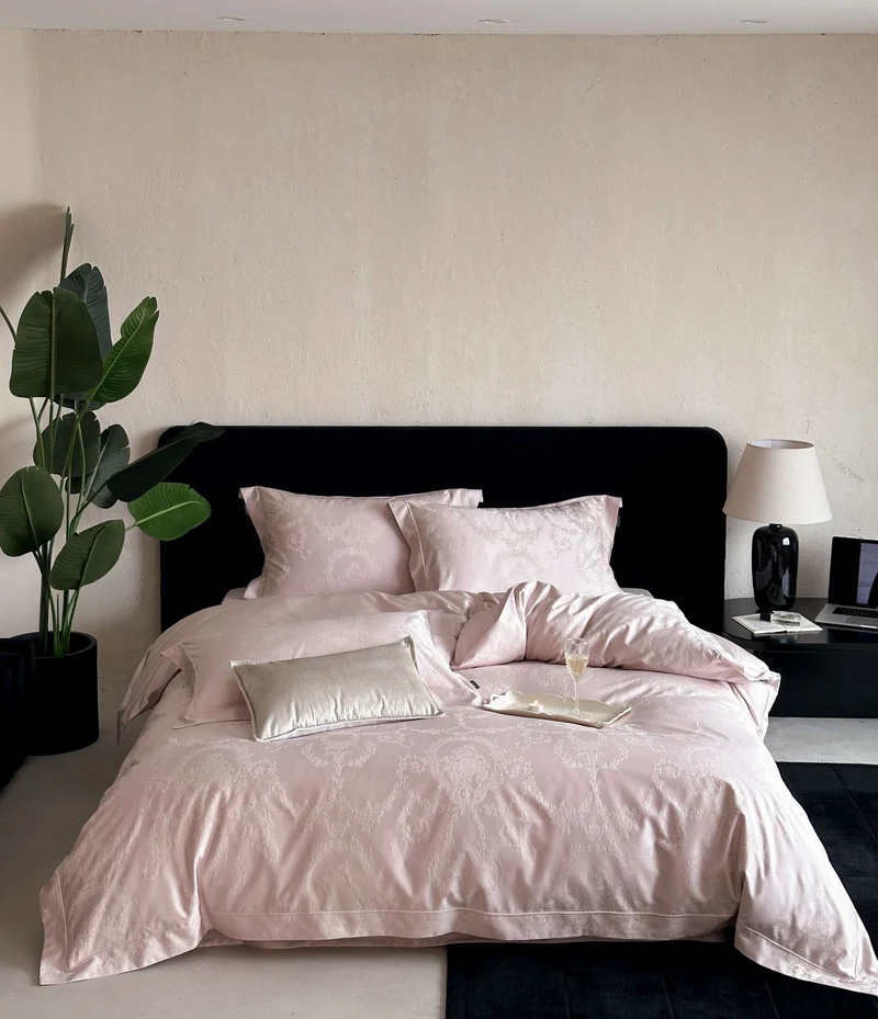 Satin Bedding Set Stornfield