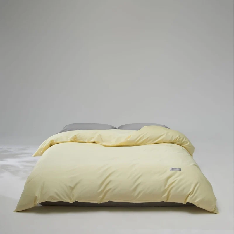 Mako-cotton-satin bedding set with concealed zipper and pillowcases Stornfield