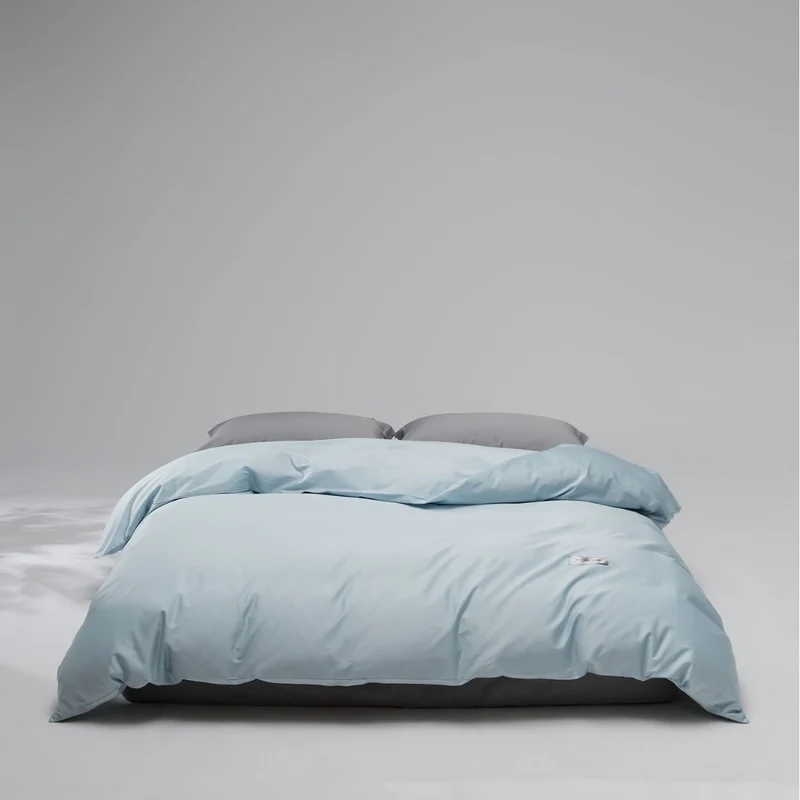 Mako-cotton-satin bedding set with concealed zipper and pillowcases Stornfield