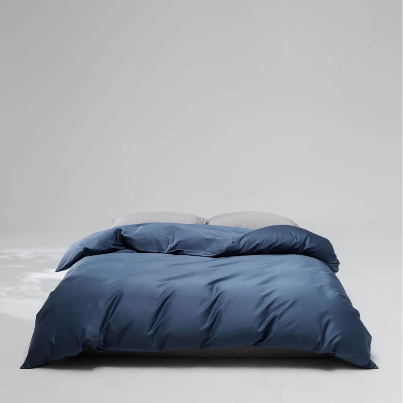 Mako-cotton-satin bedding set with concealed zipper and pillowcases Stornfield