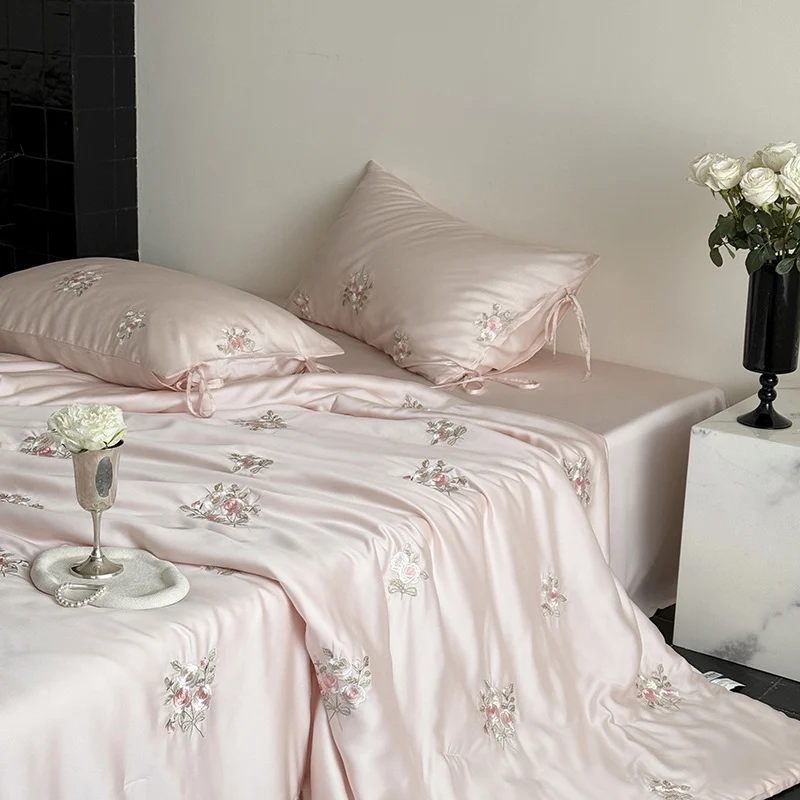Luxurious satin bedding set with delicate rose embroidery Stornfield
