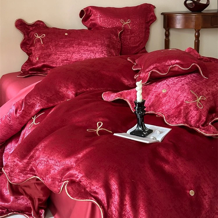 Luxurious Satin Bed Linen Set with Bow Embroidery and Piping Stornfield