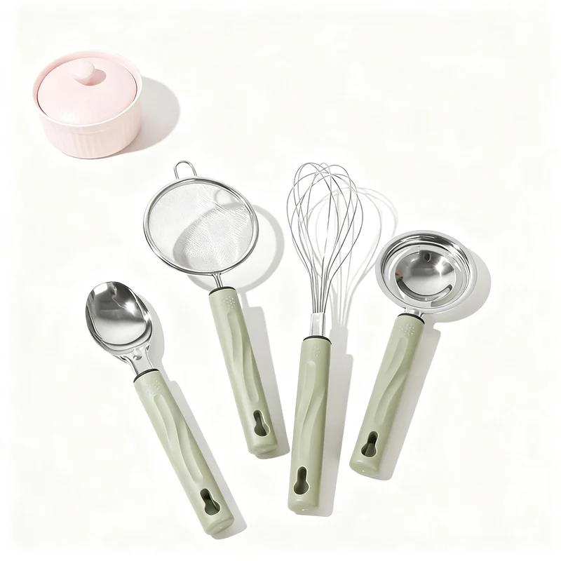 Kitchen strainer and kitchen helper set made of stainless steel