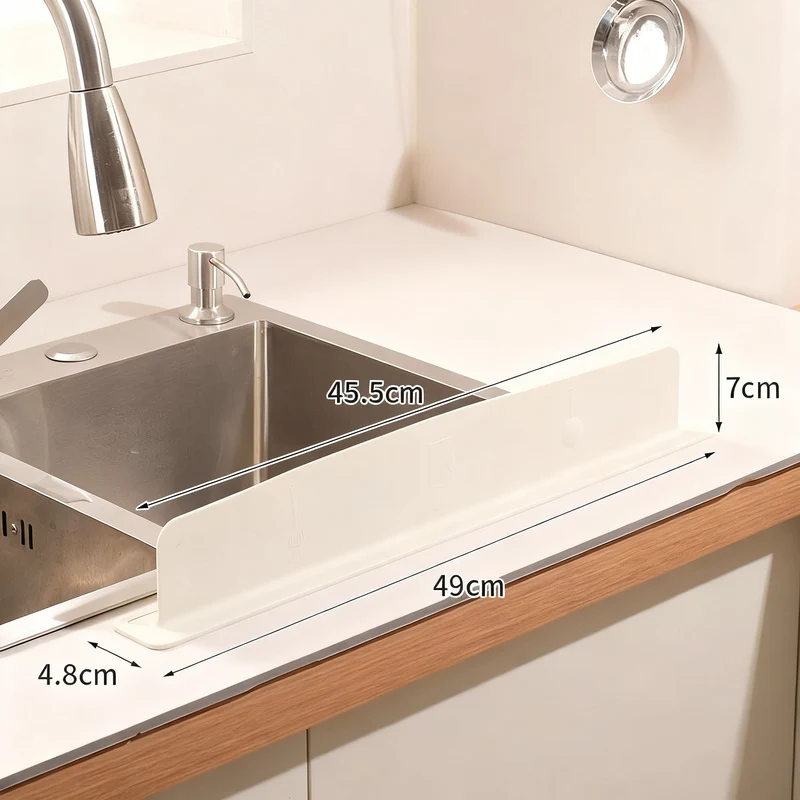 Silicone splash guard for sink
