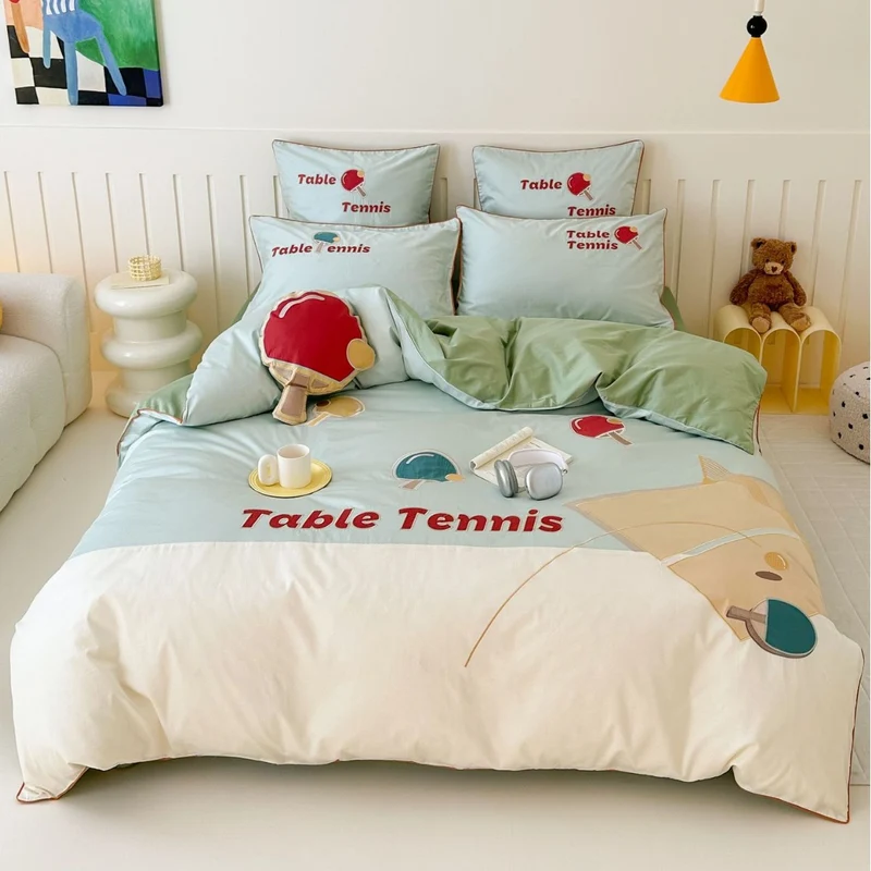Children's bedding set with football print, striped satin cover and decorative ball pillow Stornfield